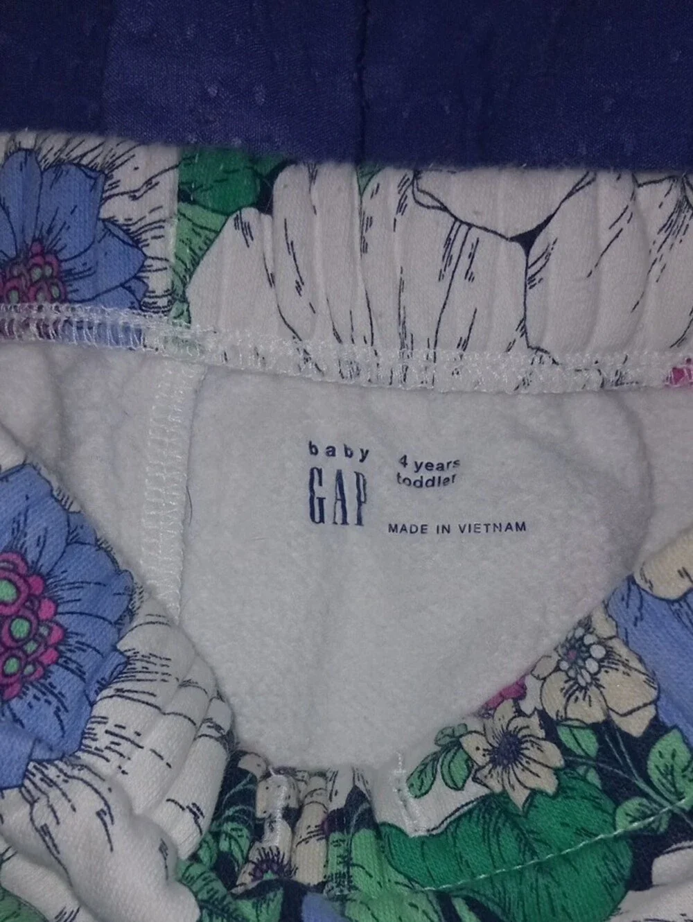 GAP Floral Elastic-Waist Joggers - White, Blue, Green & Pink With Shirt